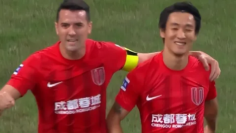 新赛季开门红，谁能成为首胜英雄？揭秘新赛季首胜争夺战！